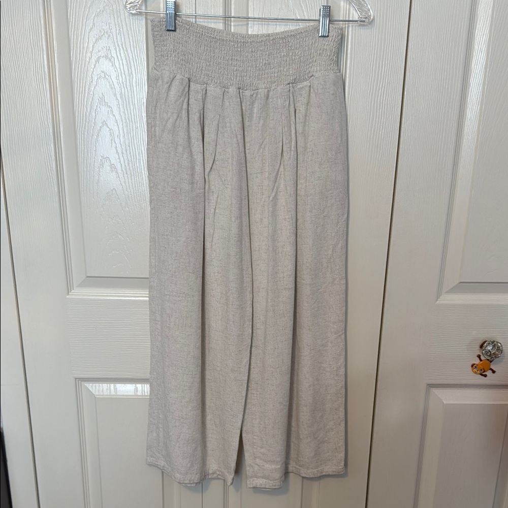 UE Cream Textured Garment